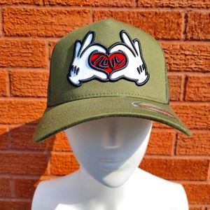 Love Snapback